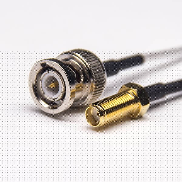 BNC監(jiān)控線180度公頭轉SMA180度母頭接RG316線 BNC監(jiān)控線180度公頭轉SMA180度母頭接RG316線